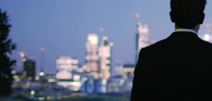 [Fund Focus] [Carmignac Patrimoine] [Small Tile] Man looking horizon